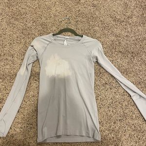Long sleeve swiftly tech with bleach stain